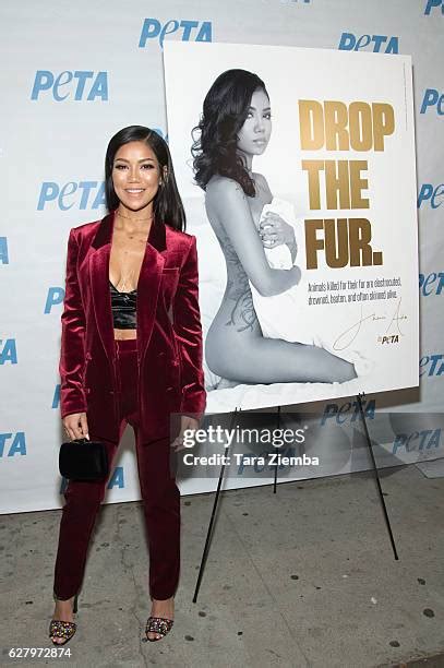 jhené aiko naked|PETA Celebrities in Id Rather Go Naked Ad Campaigns: Photos。